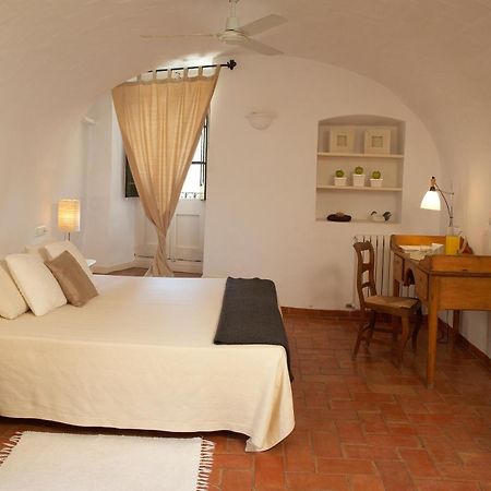 Hotel La Placa Madremanya Ngoại thất bức ảnh