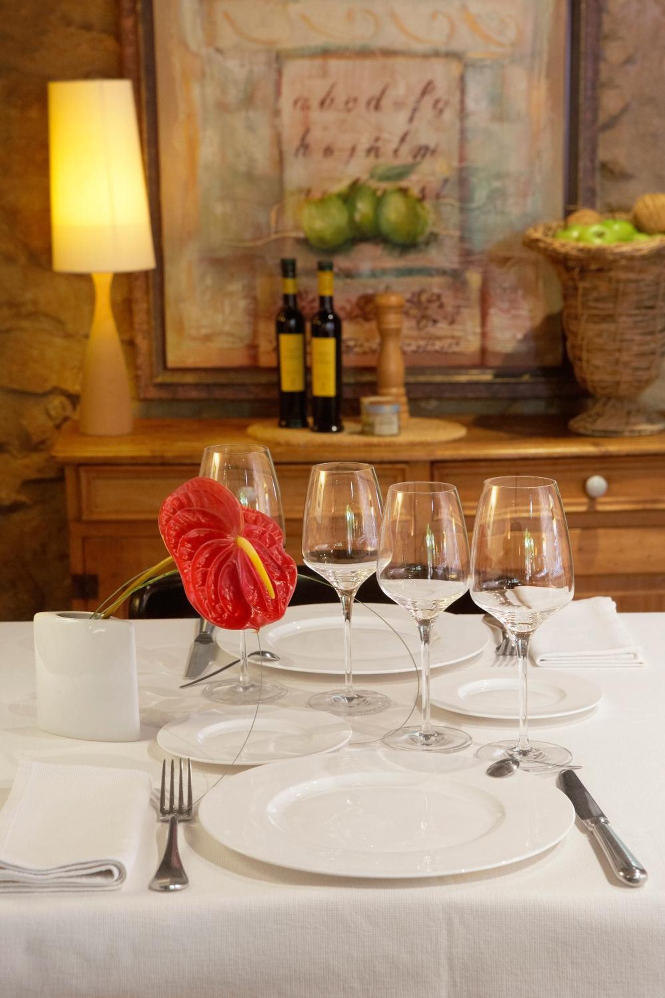 Hotel La Placa Madremanya Ngoại thất bức ảnh