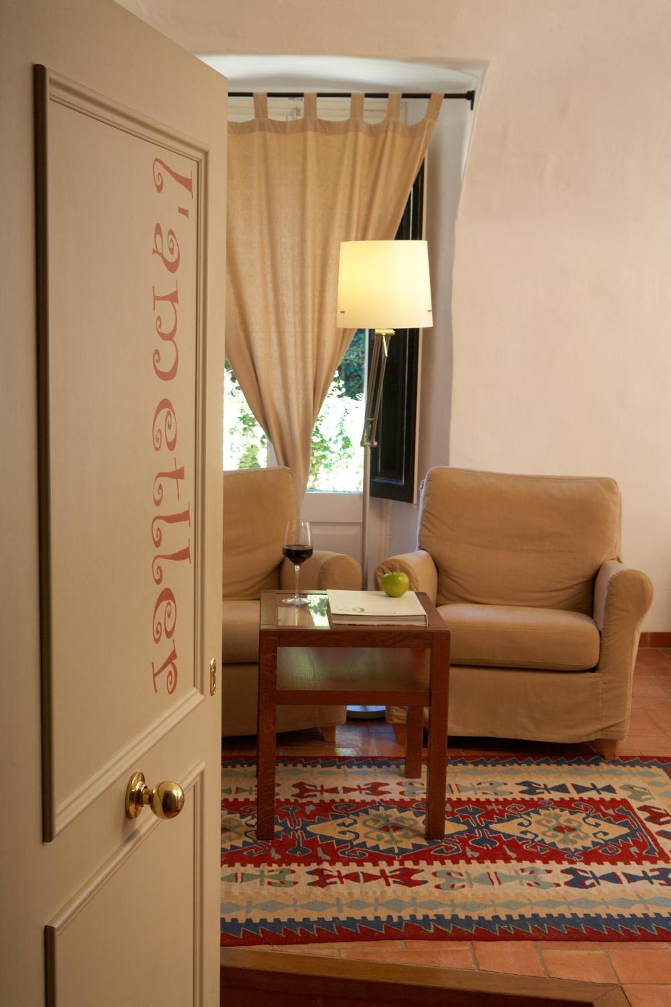 Hotel La Placa Madremanya Ngoại thất bức ảnh