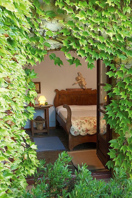 Hotel La Placa Madremanya Ngoại thất bức ảnh