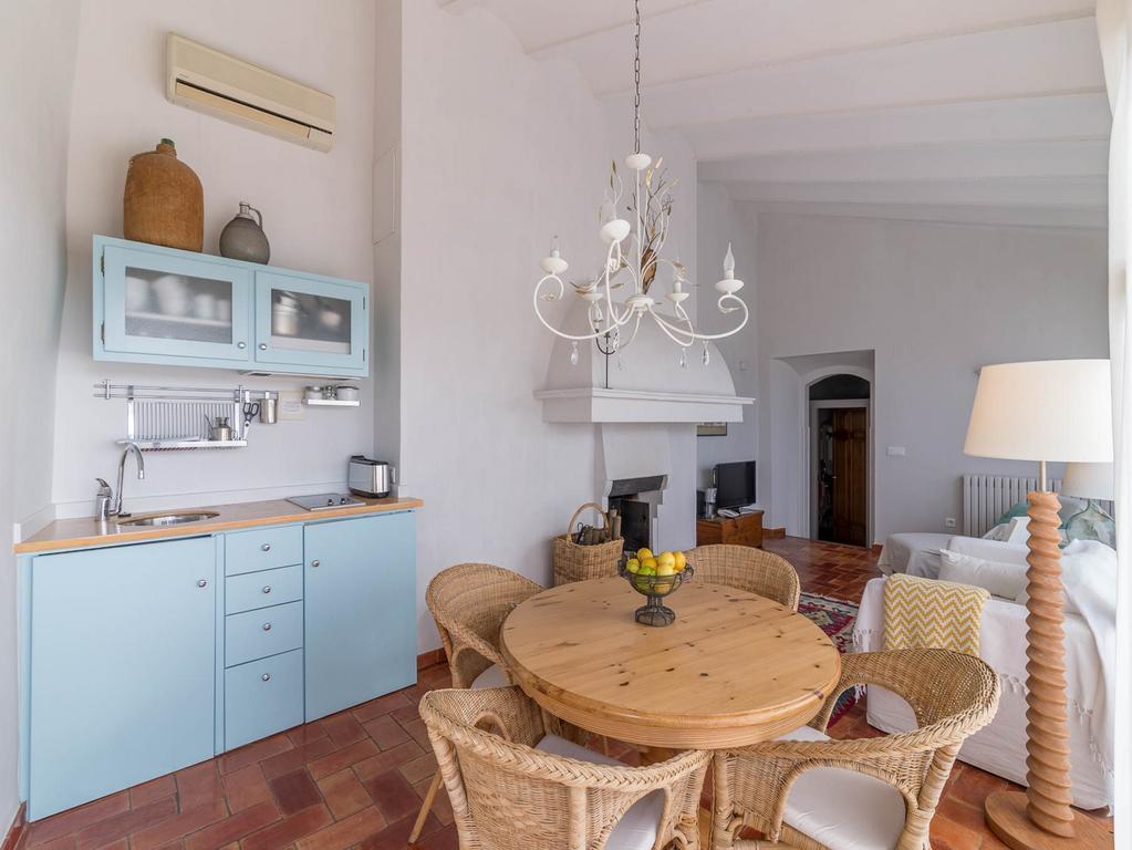 Hotel La Placa Madremanya Ngoại thất bức ảnh