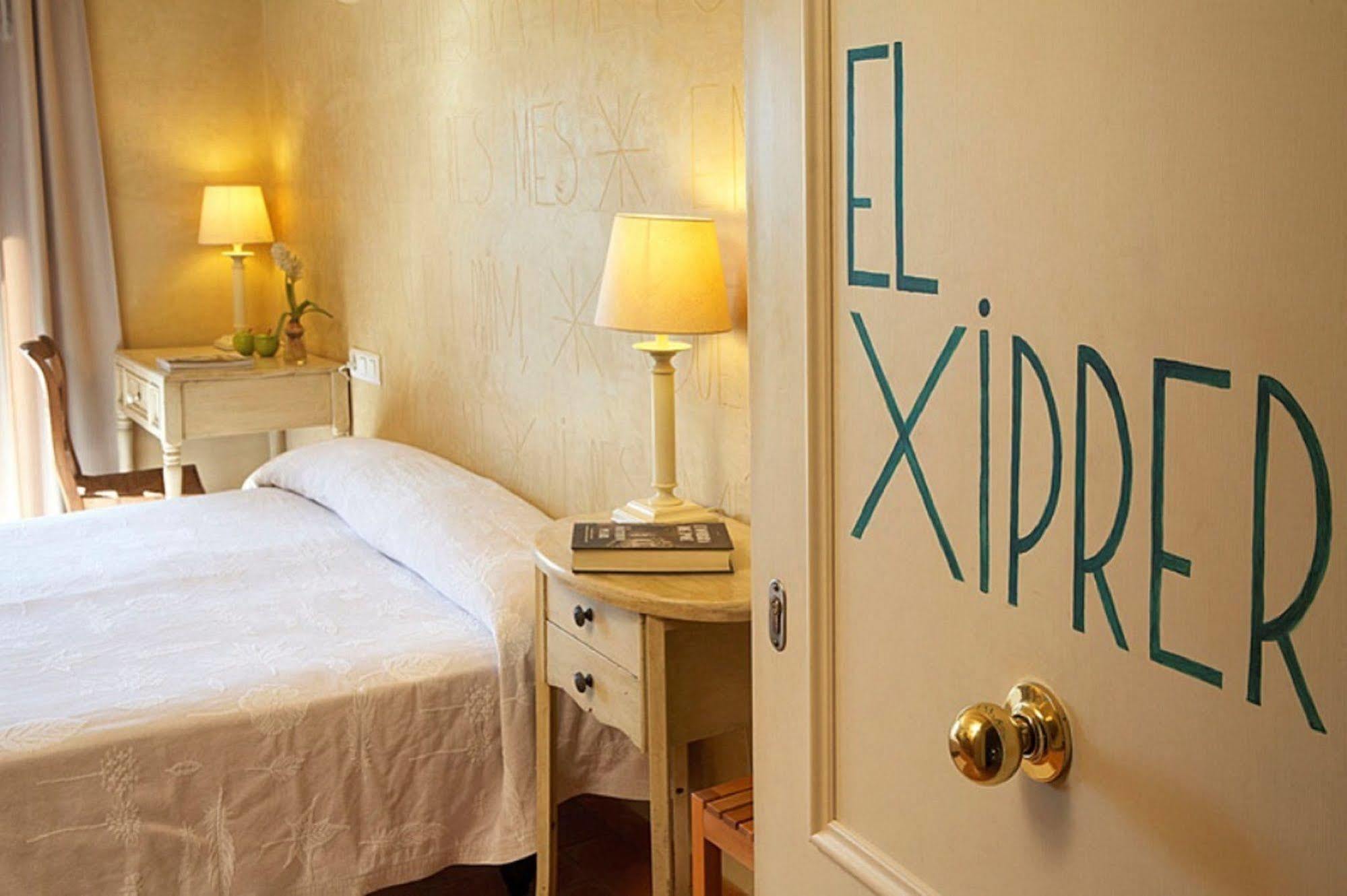 Hotel La Placa Madremanya Ngoại thất bức ảnh